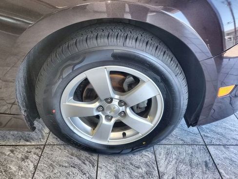 Used 2015 Chevrolet Cruze LT FWD image 10