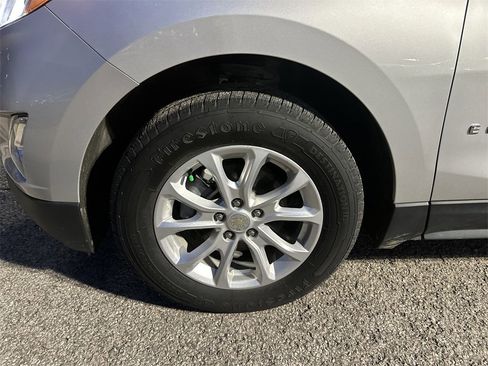 Used 2020 Chevrolet Equinox LT image 10