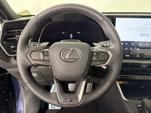 Used 2026 Lexus TX 500h AWD w/ Technology Package image 14