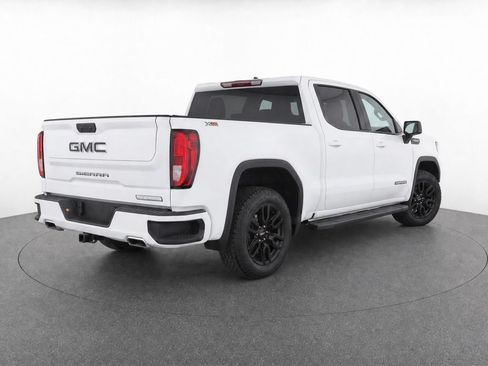 Used 2022 GMC Sierra 1500 Elevation w/ LPO, Elevation Black Package AWD/4WD image 6