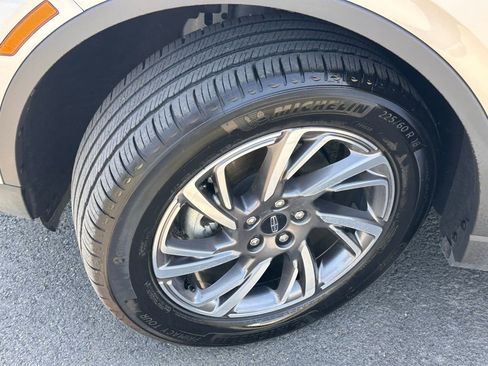 Used 2024 Lincoln Corsair AWD image 18