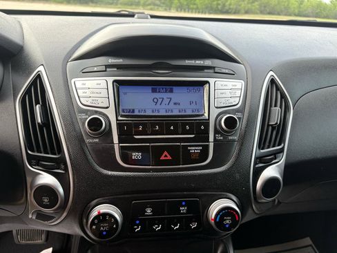 Used 2012 Hyundai Tucson GLS FWD image 45
