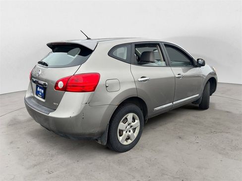 Used 2011 Nissan Rogue S image 3