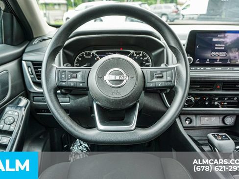 Used 2024 Nissan Rogue S FWD image 28