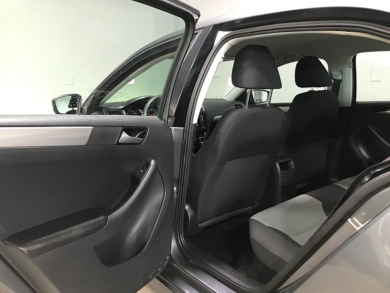 Used 2017 Volkswagen Jetta S FWD image 18