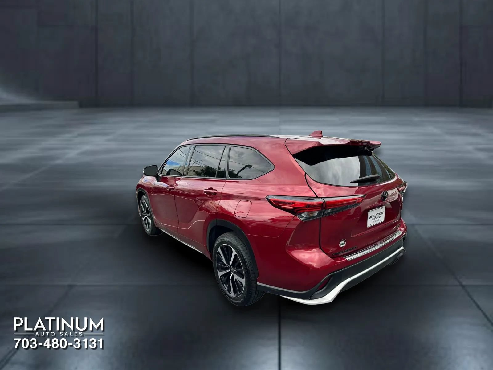 Used 2022 Toyota Highlander XSE AWD/4WD image 8