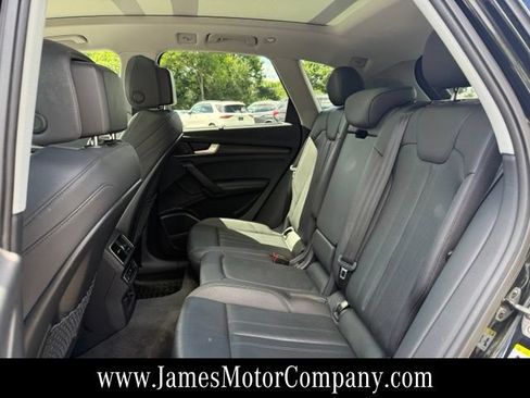 Used 2019 Audi Q5 Premium Plus w/ Premium Plus Package AWD/4WD image 17