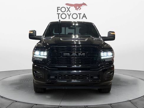 Used 2024 RAM 2500 Limited AWD/4WD image 9