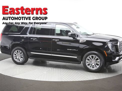 Used 2025 GMC Yukon XL Denali AWD/4WD image 50