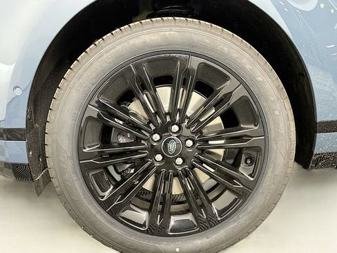 Used 2026 Land Rover Range Rover Evoque Dynamic SE AWD/4WD image 31