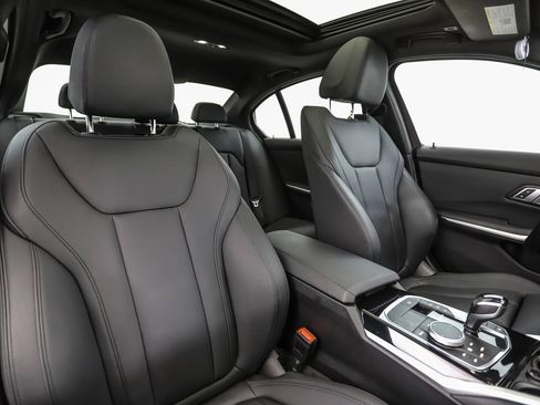 Used 2019 BMW 330i xDrive Sedan AWD/4WD image 32