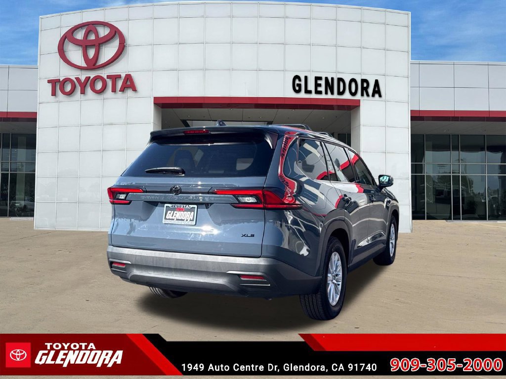 Certified 2025 Toyota Grand Highlander FWD image 10