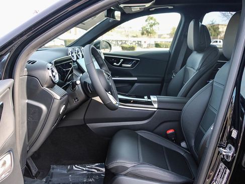 New 2026 Mercedes-Benz GLC 300 4MATIC image 17