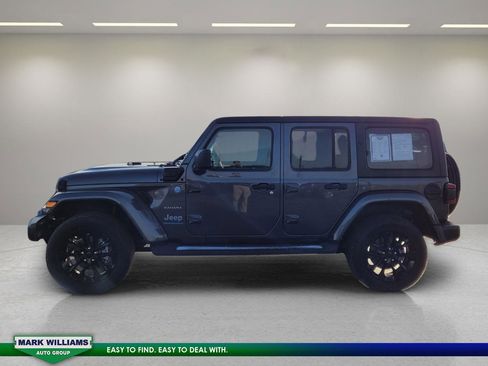 Used 2023 Jeep Wrangler Unlimited Sahara w/ Cold Weather Group image 7