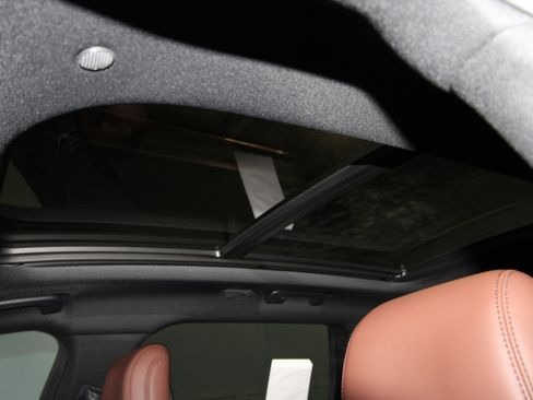 New 2026 Lincoln Nautilus Reserve image 22