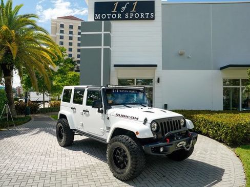 Used 2016 Jeep Wrangler Unlimited Rubicon AWD/4WD image 1