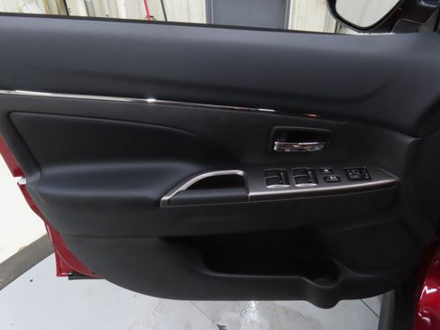 New 2025 Mitsubishi Outlander Sport SE AWD/4WD image 10