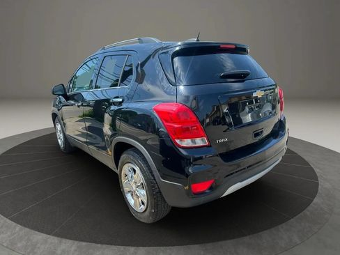 Used 2018 Chevrolet Trax LT w/ LT Convenience Package FWD image 7