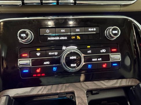 Certified 2023 Lincoln Navigator Reserve image 32