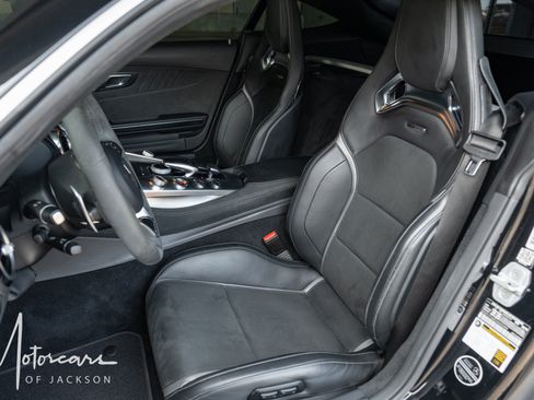 Used 2016 Mercedes-Benz AMG GT S image 16