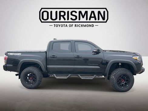 Used 2023 Toyota Tacoma TRD Off-Road w/ Advanced Technology Package image 3