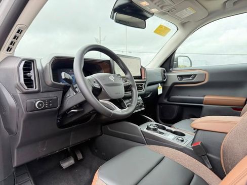 New 2026 Ford Bronco Sport Outer Banks w/ Outer Banks Tech Package+ AWD/4WD image 13