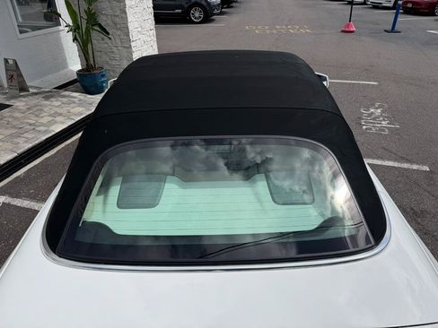 Used 2014 Mercedes-Benz E 350 Cabriolet image 24