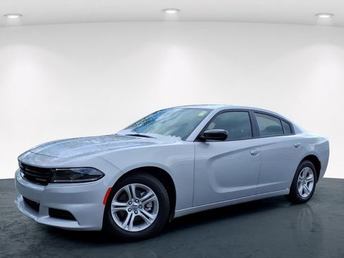 Used 2023 Dodge Charger SXT w/ Cold Weather Package image 2