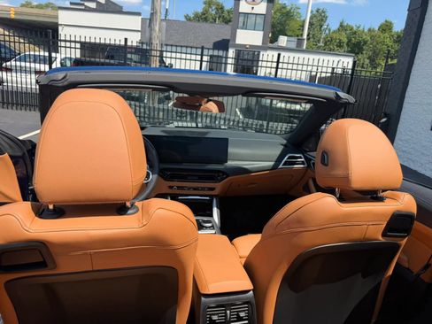 Used 2025 BMW 430i Convertible w/ M Sport Package RWD image 24