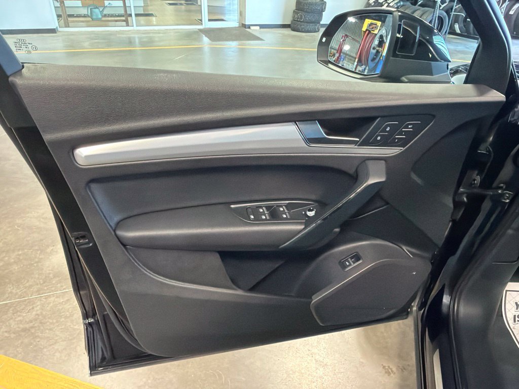Used 2018 Audi Q5 2.0T Premium Plus AWD/4WD image 24