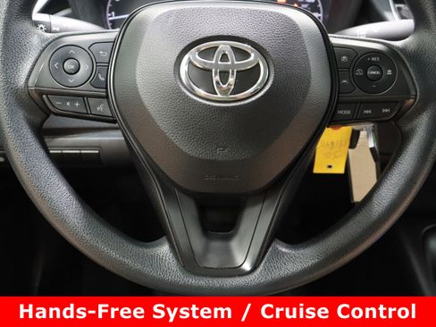 Used 2024 Toyota Corolla LE image 21
