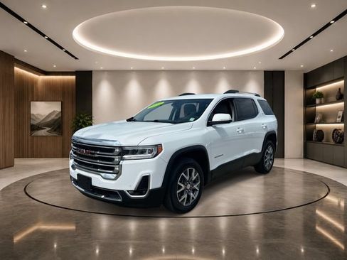 Certified 2023 GMC Acadia SLT w/ Preferred Package AWD/4WD image 2