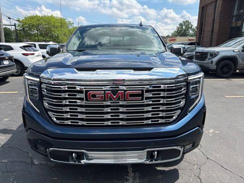 Certified 2023 GMC Sierra 1500 Denali w/ Technology Package AWD/4WD image 2