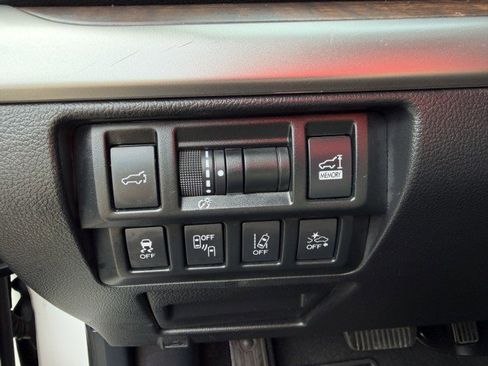 Used 2019 Subaru Outback 3.6R Limited w/ Popular Package #2 image 10