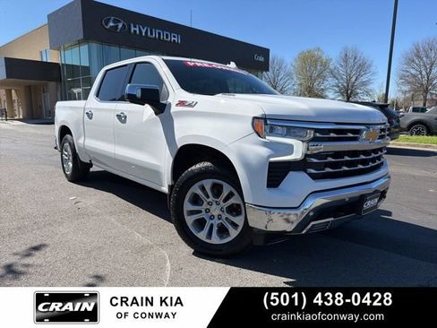 Used 2025 Chevrolet Silverado 1500 LTZ AWD/4WD image 1