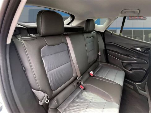 New 2026 Chevrolet Trax LT FWD image 10