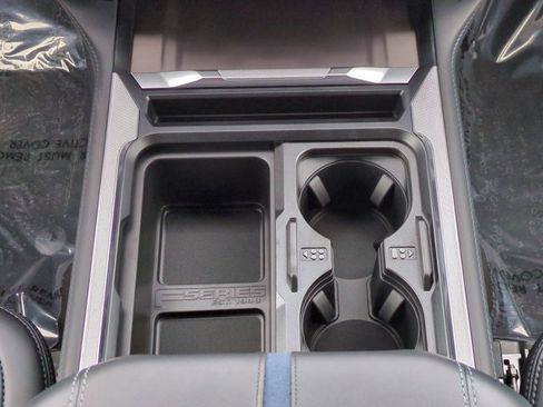 New 2026 Ford F250 Platinum image 19