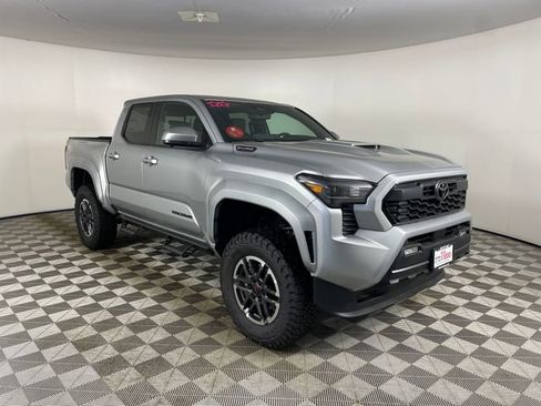 New 2025 Toyota Tacoma TRD Sport AWD/4WD image 14