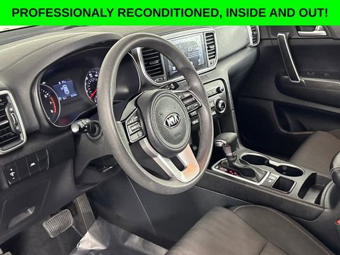 Used 2020 Kia Sportage LX image 7