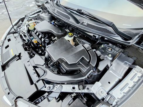 Used 2022 Nissan Rogue Sport SV image 45