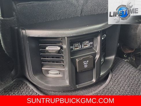 Used 2024 RAM 2500 Laramie image 31