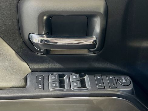 Used 2015 Chevrolet Silverado 1500 LT w/ LT Convenience Package RWD image 13