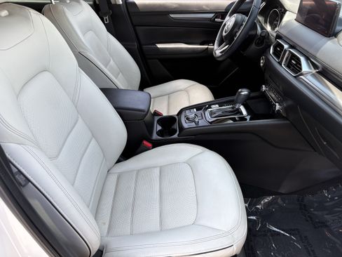 Used 2024 MAZDA CX-5 AWD 2.5 S w/ Preferred Package image 11
