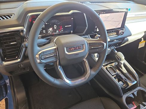 New 2026 GMC Canyon Elevation w/ Convenience Package image 10