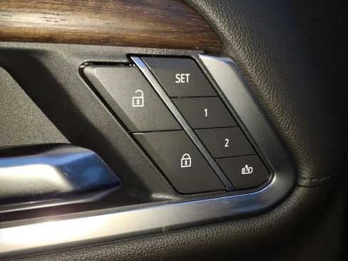 New 2026 Chevrolet Silverado 1500 High Country w/ Technology Package AWD/4WD image 13