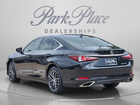 Used 2025 Lexus ES 350 w/ Premium Package FWD image 3