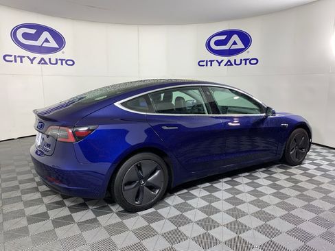 Used 2018 Tesla Model 3 Long Range image 3