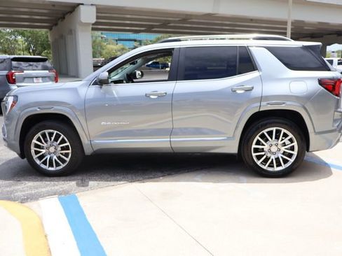 Used 2026 GMC Terrain Denali AWD/4WD image 4