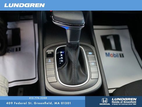 Used 2025 Hyundai Kona SEL AWD/4WD image 25