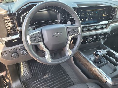 Used 2023 Chevrolet Silverado 1500 RST image 9